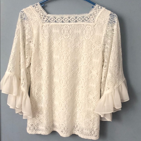 WHBM creamy white blouse XXS - Picture 2 of 3